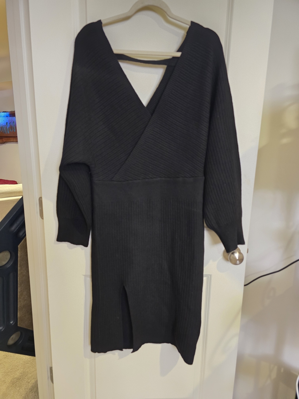 HALARA V-neck Batwing Long Sleeve Split Bodycon Midi Work Sweater Dress